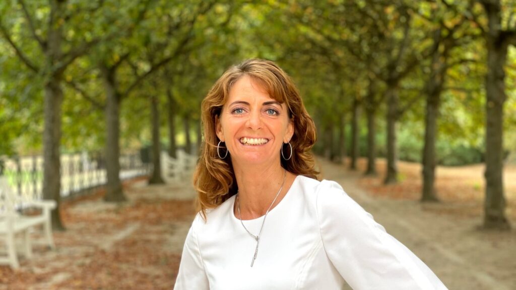 Royal Diamond Academy – Cornelia Möcke