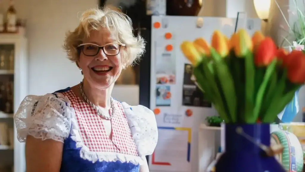 Frau Mooi – Vera Vrijburg